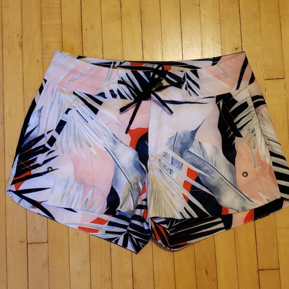 Athleta Pink Navy Tropical Leaf Print Athletic Shorts